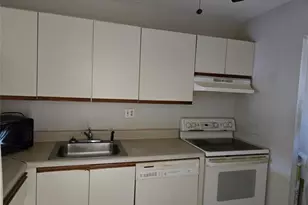 7925 Colony Circle, Fort Lauderdale, FL 33321 - Photo 3