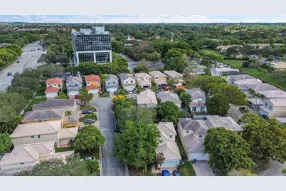 160 NW 97th Terrace, Coral Springs, FL 33071 - Photo 39