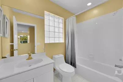 160 NW 97th Terrace, Coral Springs, FL 33071 - Photo 25