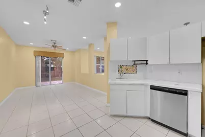 160 NW 97th Terrace, Coral Springs, FL 33071 - Photo 11