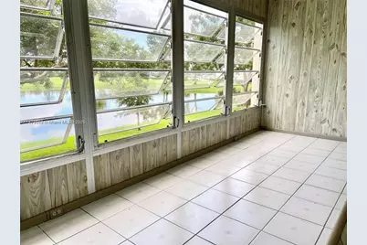 2042 Newcastle C #2042, Boca Raton, FL 33434 - Photo 3