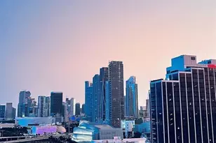 1750 N Bayshore Dr, Miami, FL 33132 - Photo 3