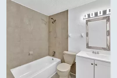 700 NW 9th Avenue, Pompano Beach, FL 33060 - Photo 5