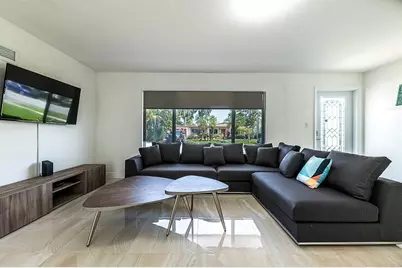 1162 Hayes Street, Hollywood, FL 33019 - Photo 29