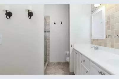 1084 NW 18th Avenue, Boca Raton, FL 33486 - Photo 11