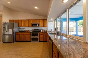 2719 SE Helms Ave, Port Saint Lucie, FL 34952 - Photo 11