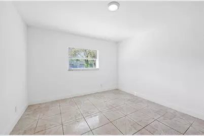 583 NW 17th Place #A, Fort Lauderdale, FL 33311 - Photo 7