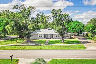 300 Riomar Dr, Port Saint Lucie, FL 34952 - Photo 1