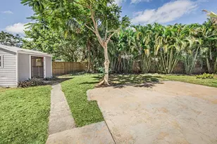 300 Riomar Dr, Port Saint Lucie, FL 34952 - Photo 13