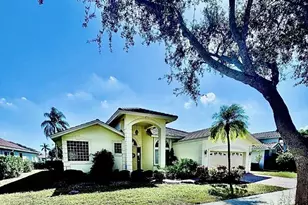 2800 Oakbrook Ln, Weston, FL 33332 - Photo 1