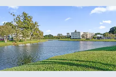 1036 Guildford B #1036, Boca Raton, FL 33434 - Photo 5