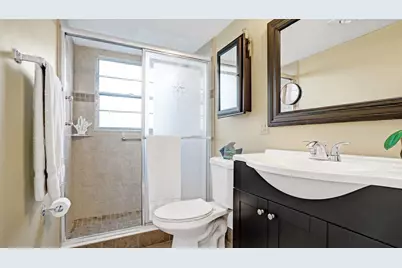 1036 Guildford B #1036, Boca Raton, FL 33434 - Photo 27