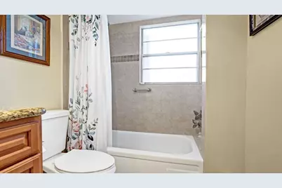 1036 Guildford B #1036, Boca Raton, FL 33434 - Photo 19