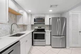 610 Tennis Club Dr, Fort Lauderdale, FL 33311 - Photo 9