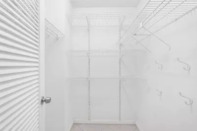 610 Tennis Club Drive #406, Fort Lauderdale, FL 33311 - Photo 13