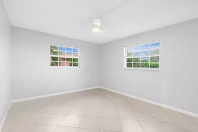 610 Tennis Club Drive #406, Fort Lauderdale, FL 33311 - Photo 11