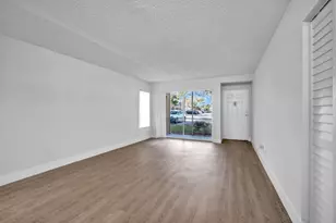 4200 Community Dr, West Palm Beach, FL 33409 - Photo 13