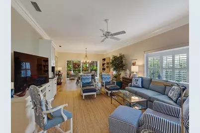 125 E Park Shores Circle #21E, Vero Beach, FL 32963 - Photo 1