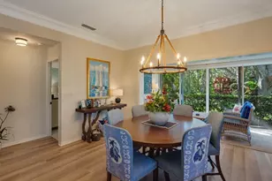 125 E Park Shores Cir, Vero Beach, FL 32963 - Photo 9