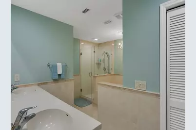 125 E Park Shores Circle #21E, Vero Beach, FL 32963 - Photo 23