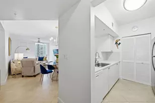 3020 NE 32nd Ave, Fort Lauderdale, FL 33308 - Photo 5