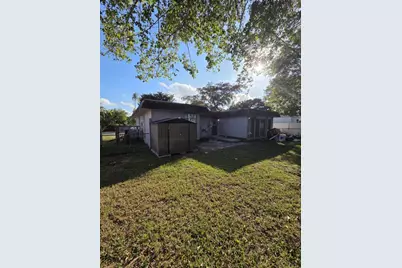 7003 NW 79th Street, Tamarac, FL 33321 - Photo 3