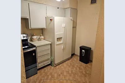 3007 N Oakland Forest Drive #204, Oakland Park, FL 33309 - Photo 5