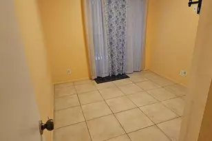 3007 N Oakland Forest Dr, Oakland Park, FL 33309 - Photo 7