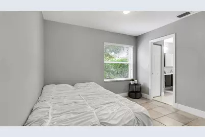 5252 NW 51st Street, Coconut Creek, FL 33073 - Photo 35