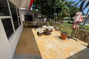 1507 Hayes St, Hollywood, FL 33020 - Photo 3