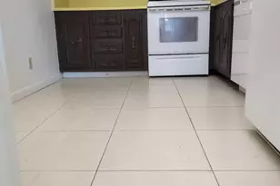 480 N Laurel Dr, Margate, FL 33063 - Photo 7