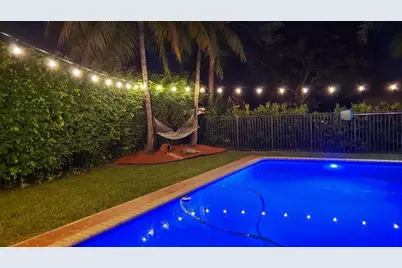 1818 Park Avenue, Weston, FL 33326 - Photo 13