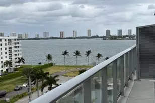 220 Lake Shore Dr, West Palm Beach, FL 33403 - Photo 1