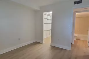 350 Palm Cir, Pembroke Pines, FL 33025 - Photo 9