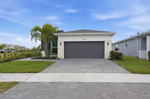 12734 SW Phoenix Dr, Port Saint Lucie, FL 34987 - Photo 3