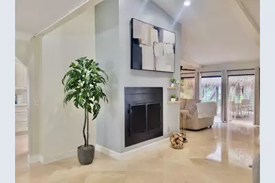 1581 NW 100th Way, Plantation, FL 33322 - Photo 11