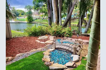 1581 NW 100th Way, Plantation, FL 33322 - Photo 5