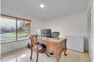 1581 NW 100th Way, Plantation, FL 33322 - Photo 31