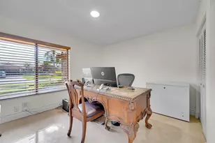 1581 NW 100th Way, Plantation, FL 33322 - Photo 31