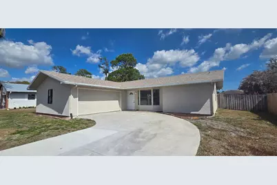 765 SE Floresta Drive, Port Saint Lucie, FL 34983 - Photo 1