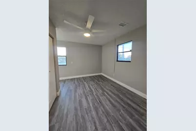 765 SE Floresta Drive, Port Saint Lucie, FL 34983 - Photo 9