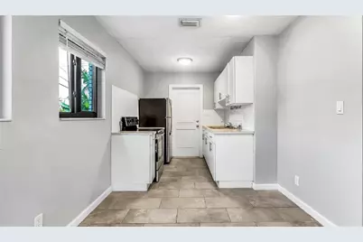 804 SW 28th Street, Fort Lauderdale, FL 33315 - Photo 15