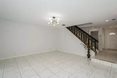 8208 NW 8th Place #4, Fort Lauderdale, FL 33324 - Photo 3