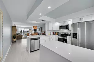 3204 Portofino Point, Pompano Beach, FL 33066 - Photo 9