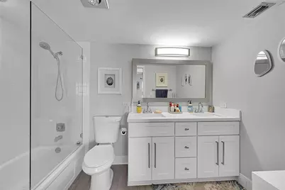 3204 Portofino Point #N4, Pompano Beach, FL 33066 - Photo 5