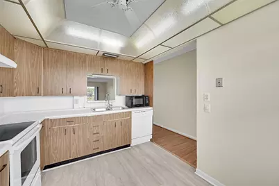 2502 Antigua Terrace #J4, Coconut Creek, FL 33066 - Photo 11