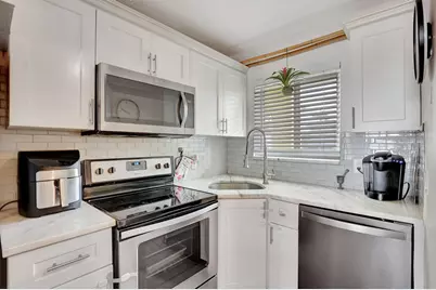 2311 NE 36th Street #1f, Lighthouse Point, FL 33064 - Photo 15
