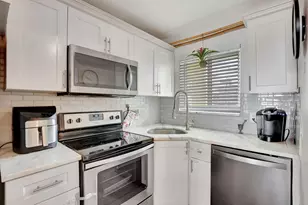 2311 NE 36th St, Lighthouse Point, FL 33064 - Photo 15