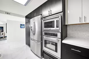 1880 S Ocean Dr, Hallandale Beach, FL 33009 - Photo 19