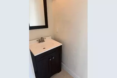 3070 S Oakland Forest Drive #306, Oakland Park, FL 33309 - Photo 9